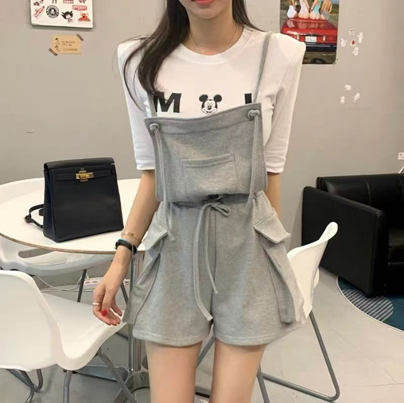FA36580# 25夏韩国东大门减龄背带短裤大口袋短裤休闲连体裤 服裝批發女裝批發服飾貨源
