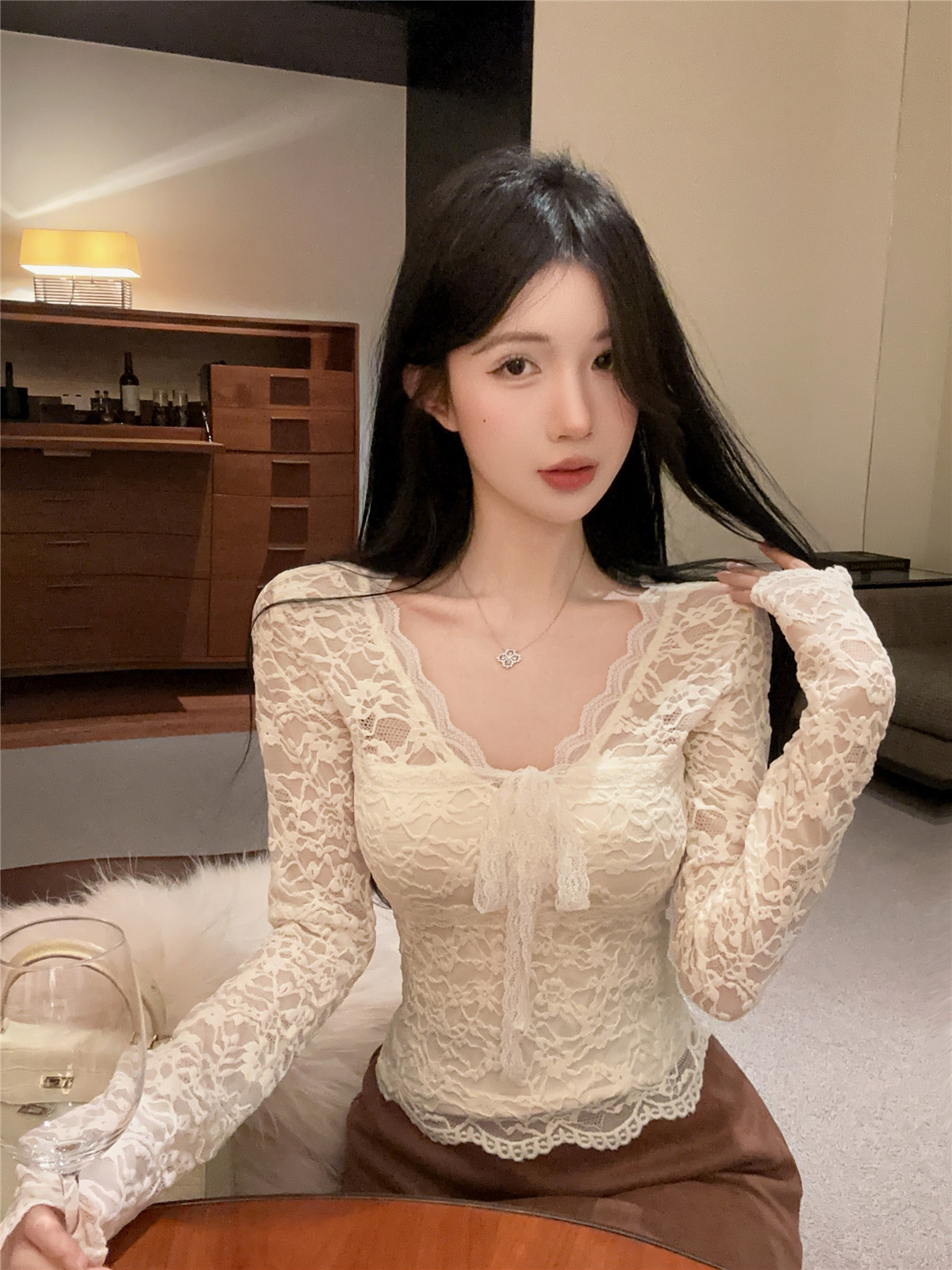 MY16034# 法式V领蕾丝衫修身纯欲打底衫气质内搭上衣女裝貨源服裝批發