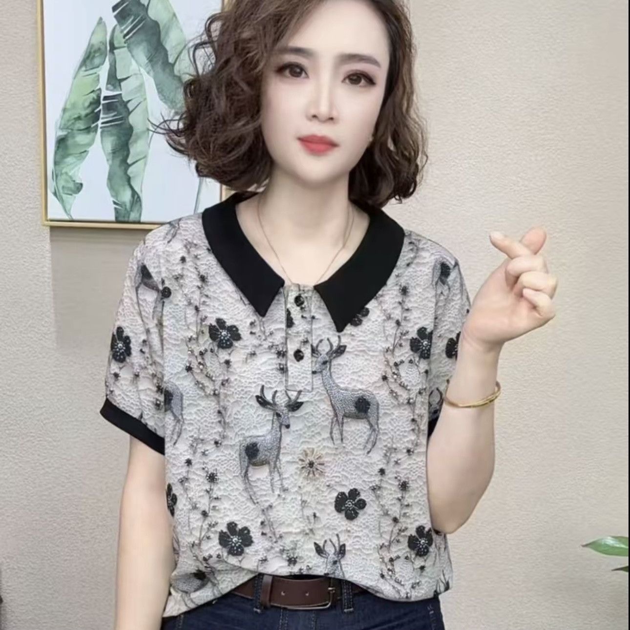 夏裝洋氣小鹿印花短袖T恤女2025新款時尚媽媽裝減齡百搭休閑上衣