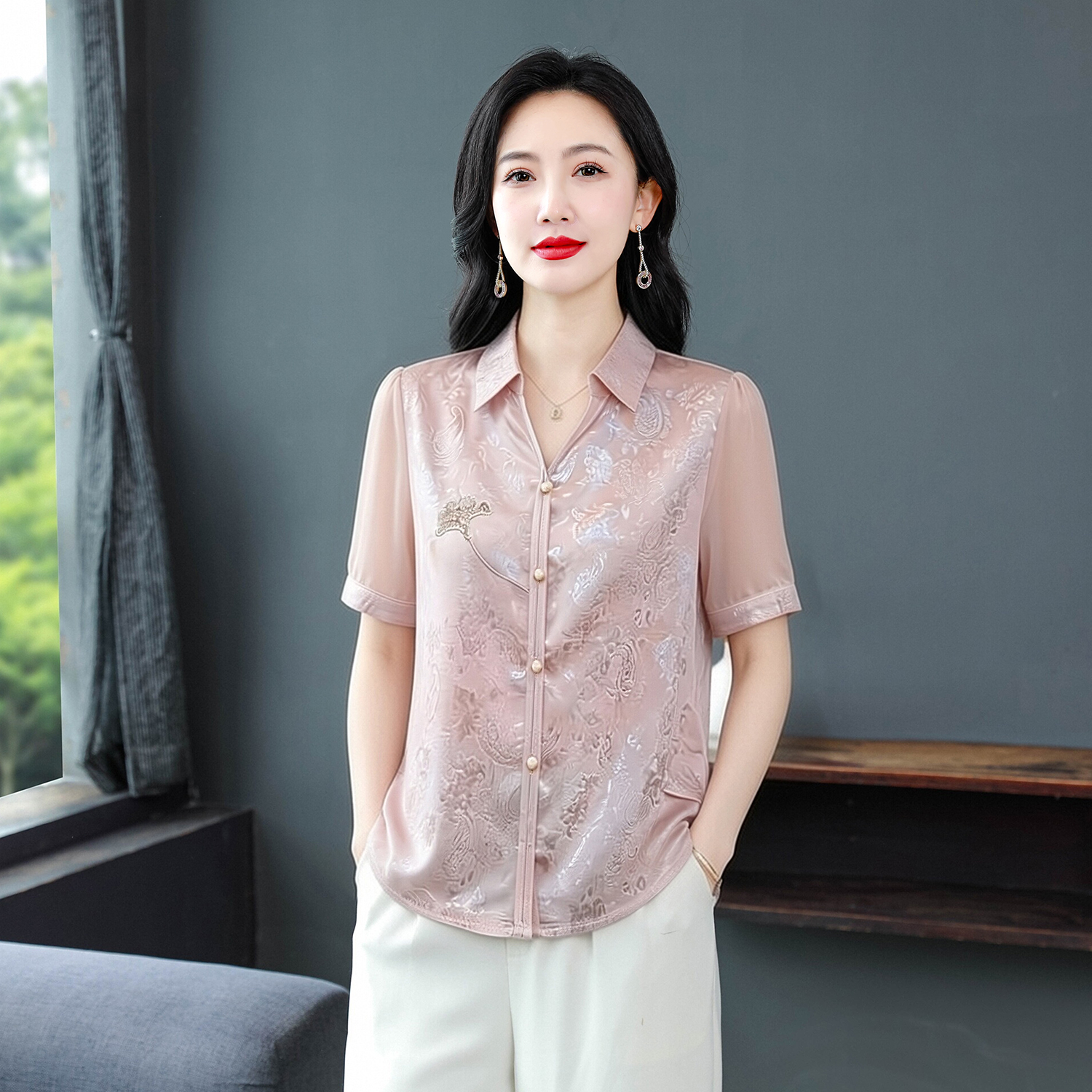 夏季媽媽裝提花粉色襯衫新款2026氣質百搭顯瘦絲緞貴婦人上衣