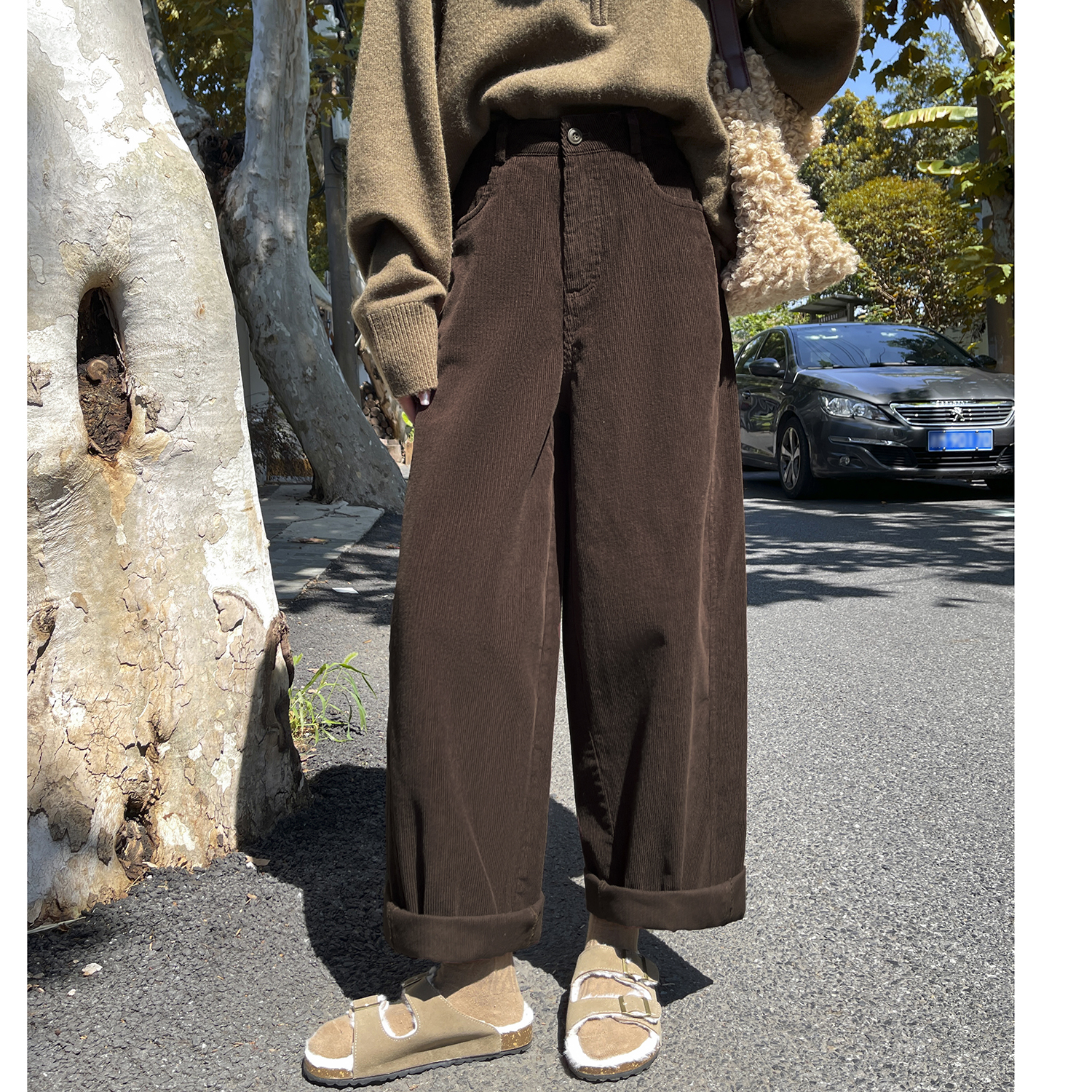 燈芯絨褲子女2025秋季新款時尚彎刀褲百搭燈芯絨小個子直筒闊腿褲