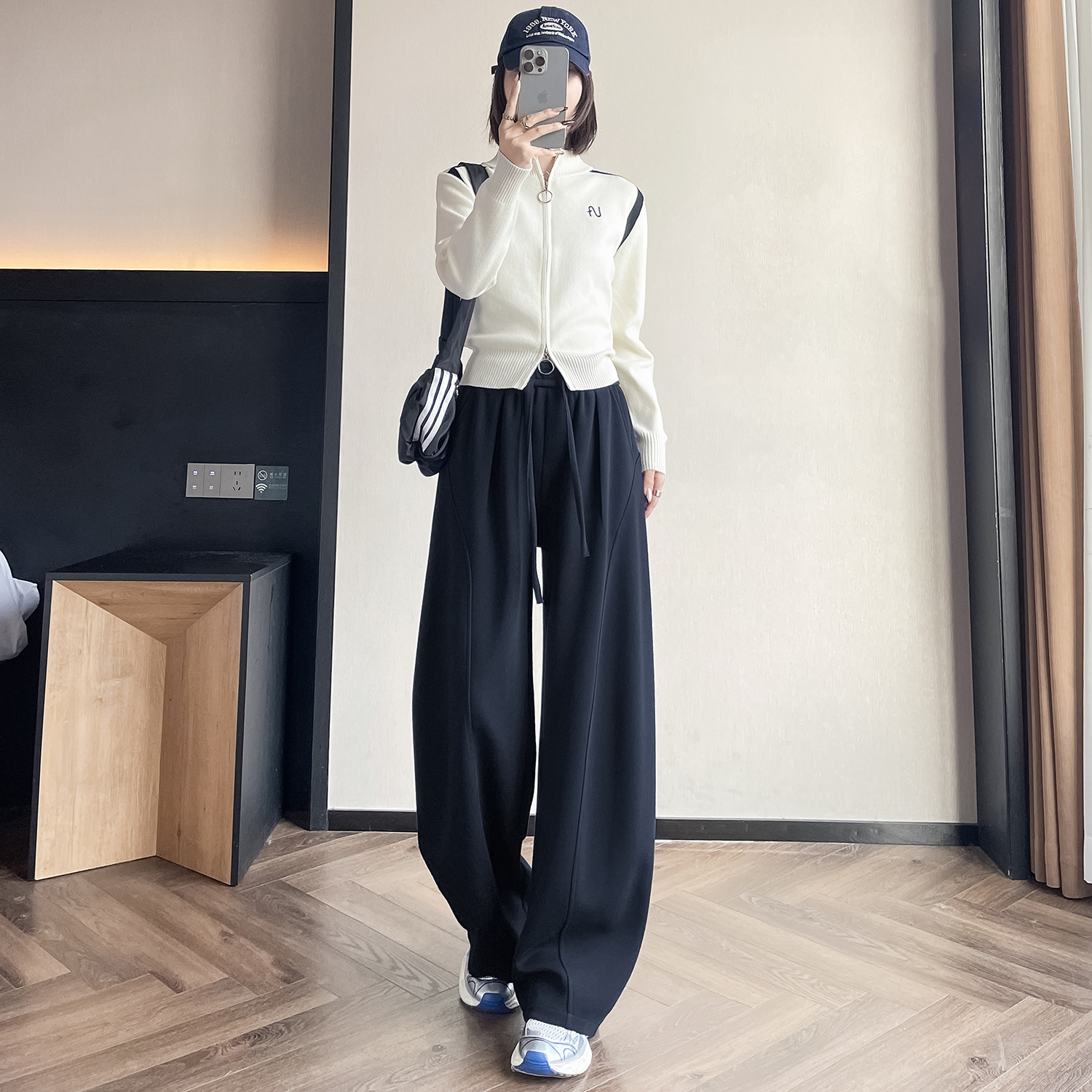 25年秋冬新款加絨加厚寬松運動褲灰色小個子加厚彎刀直筒拖地褲女