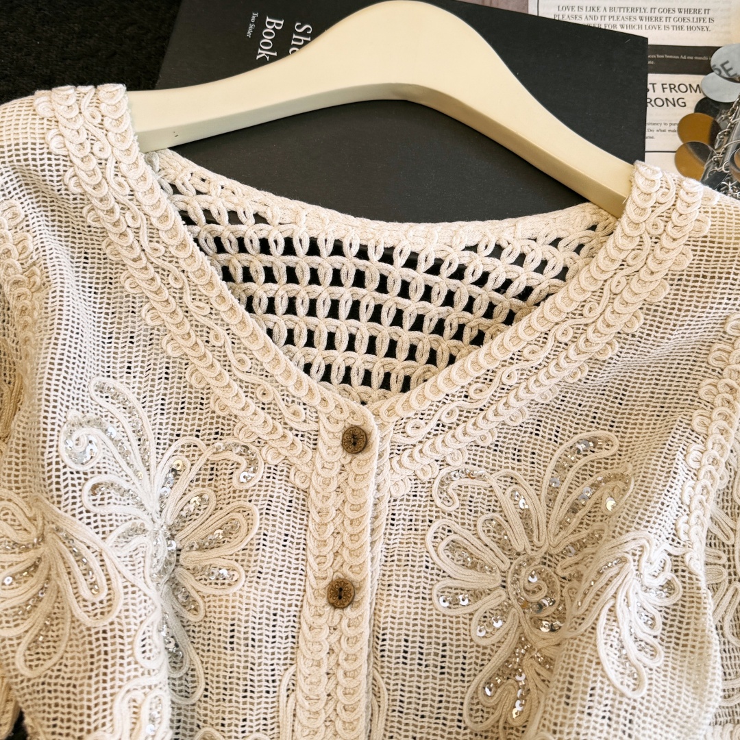 2026新款重工刺繡短袖女夏季透氣棉麻森系溫柔風針織蕾絲薄款開衫