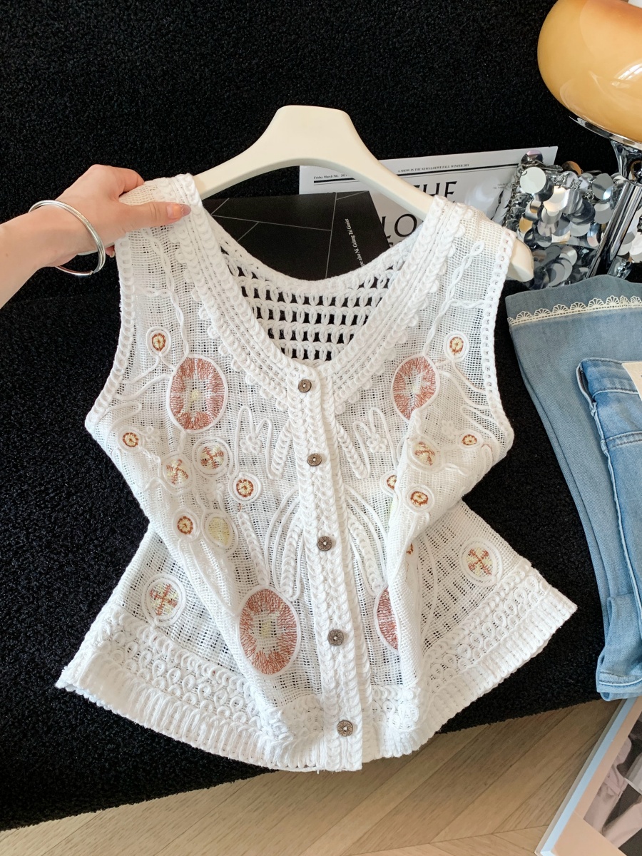 2026新款刺繡鏤空V領無袖背心馬甲女夏季新款減齡百搭開衫上衣