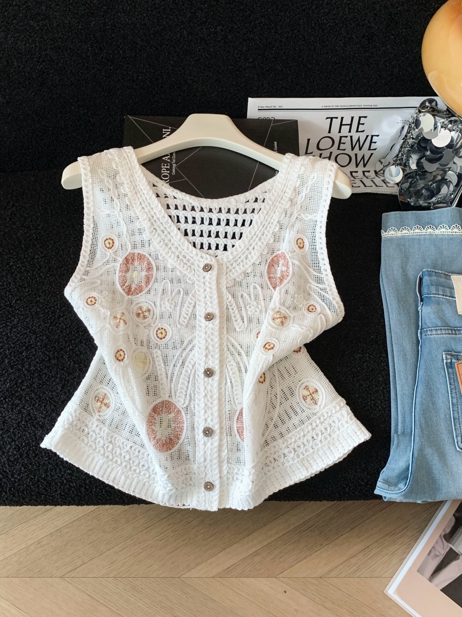 2026新款刺繡鏤空V領無袖背心馬甲女夏季新款減齡百搭開衫上衣