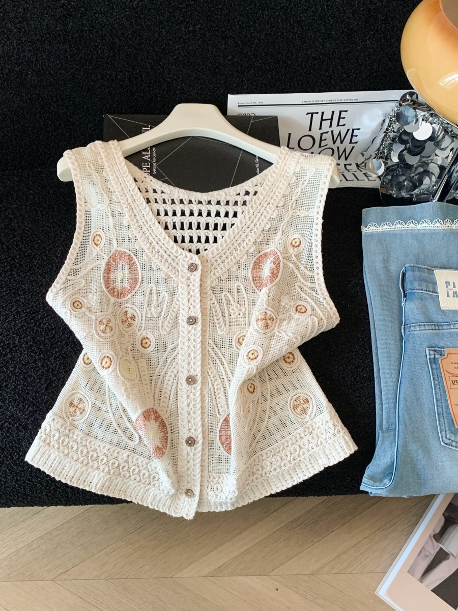 2026新款刺繡鏤空V領無袖背心馬甲女夏季新款減齡百搭開衫上衣