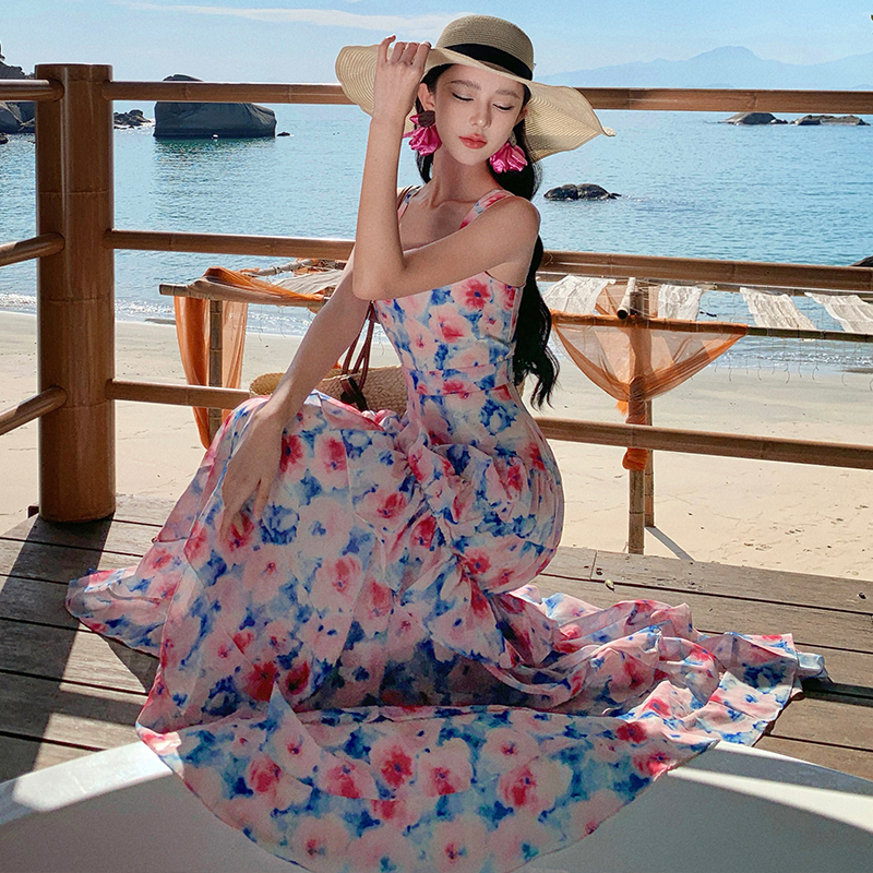 實拍度假法式吊帶連衣裙氣質絕美碎花蛋糕裙長裙夏季新款女