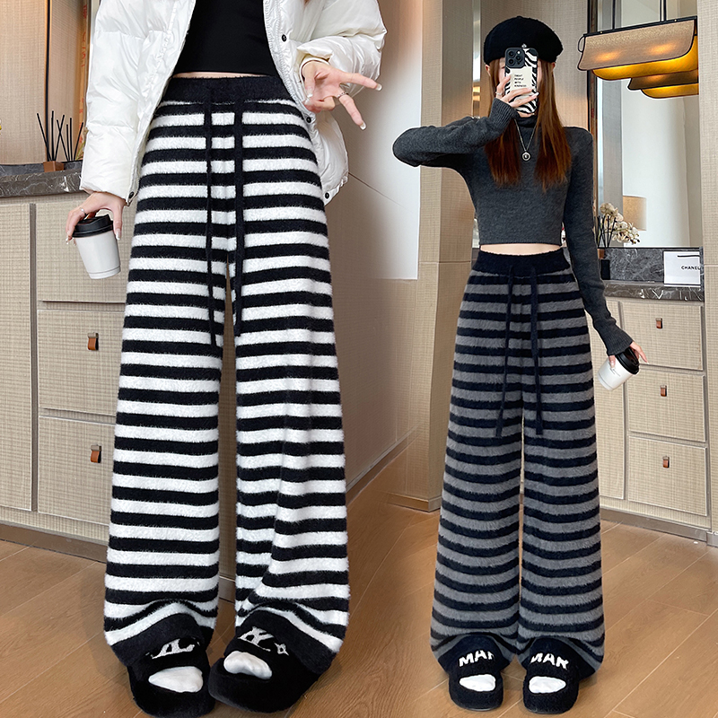 實拍加厚水貂絨條紋針織闊腿褲女2025秋冬新款高腰慵懶直筒拖地褲