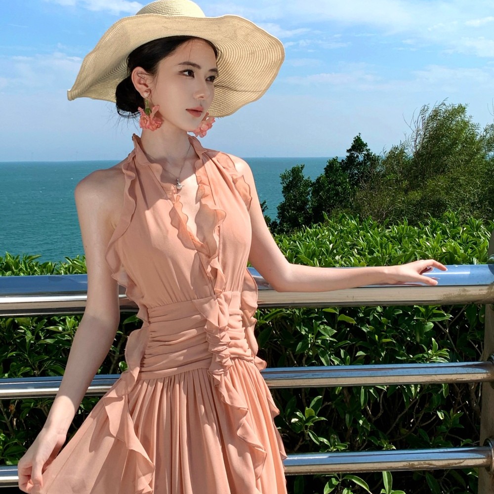 實拍粉色V領掛脖無袖露背連衣裙女夏2025新款花邊設計感長裙子