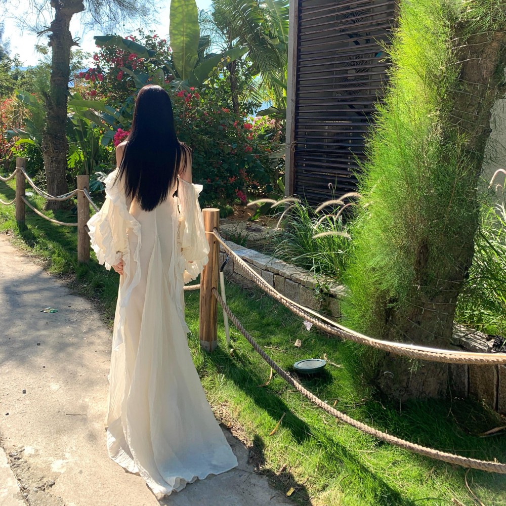 實拍章若楠同款法式露肩女神范連衣裙絕美收腰禮服旅游度假長裙