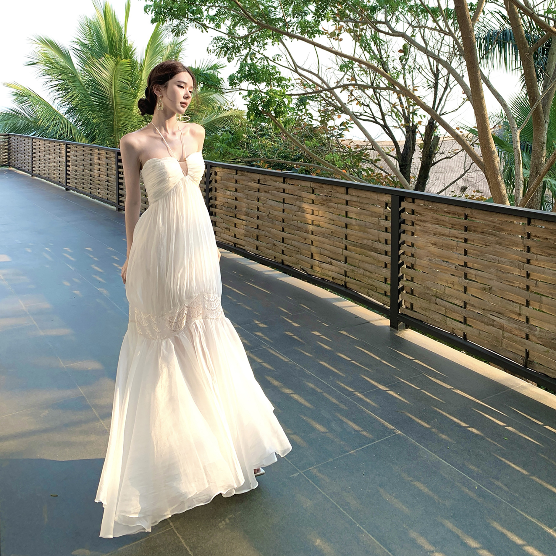 法式掛脖連衣裙女2026春夏雪紡抹胸長裙度假裙子