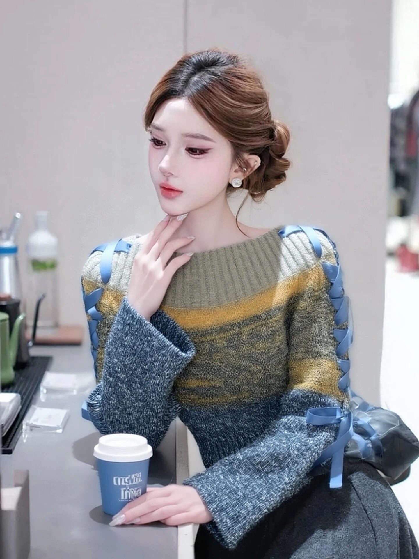 MY16352# 巨好看蓝色撞色针织衫时髦洋气高级感法式小资收腰上衣女女裝...