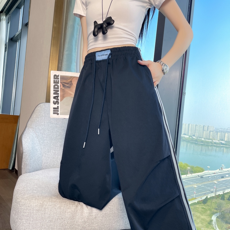 實拍2026夏季新款冰絲速干美式工裝褲女薄款束腳闊腿休閑褲運動褲