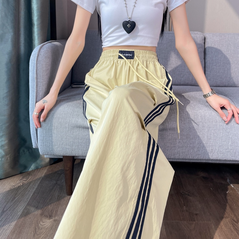 實拍2026夏季新款冰絲速干美式工裝褲女薄款束腳闊腿休閑褲運動褲