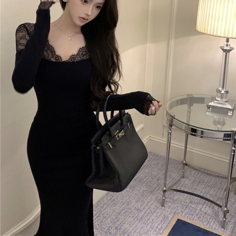 實拍復古性感V領蕾絲拼接包臀魚尾裙收腰顯瘦連衣裙女