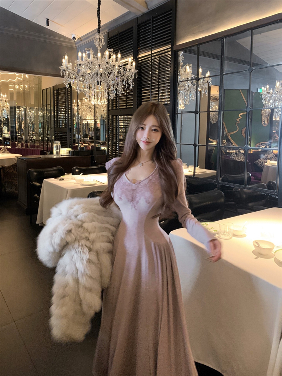 實拍復古性感V領溫柔蕾絲花邊大擺連衣裙收腰顯瘦長裙女