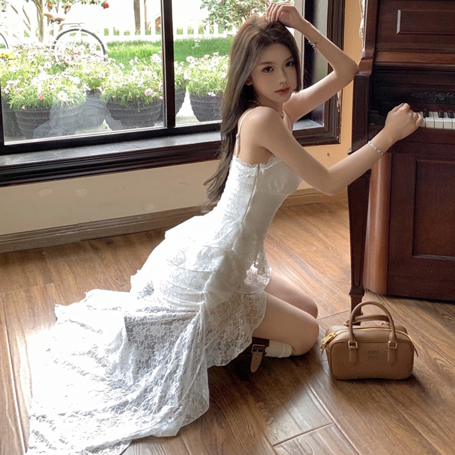 實拍性感V領收腰顯瘦不規則蕾絲吊帶裙包臀裙連衣裙女