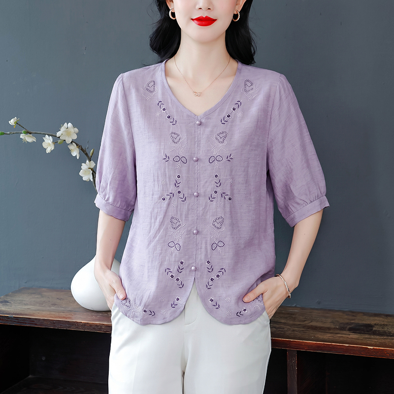 夏季新款大碼女裝重工刺繡小衫V領短袖上衣寬松透氣套頭襯衫