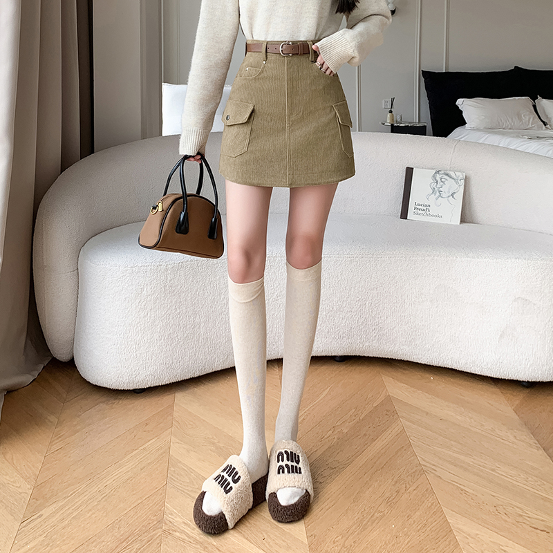 A字短裙女2025秋冬工裝裙高腰燈芯絨呢子防走光短褲半身裙女