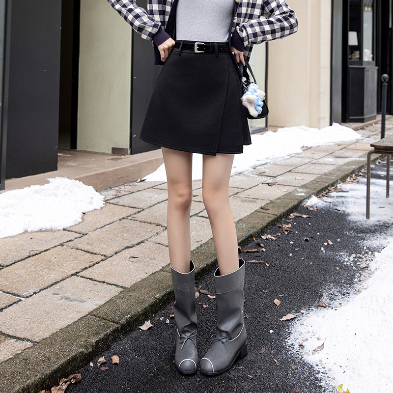毛呢短裙女2025冬裝新款呢子a字裙高腰防走光短褲百褶半裙女