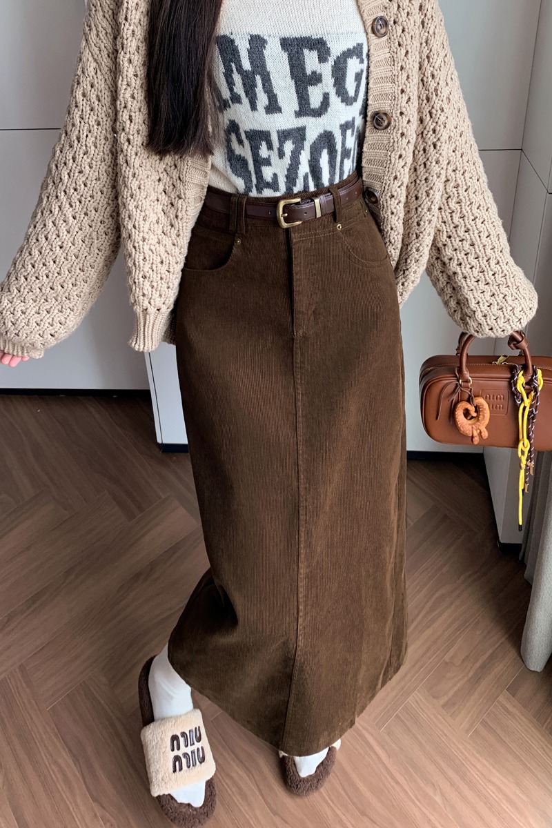 有貨燈芯絨半身裙女2025秋冬中長款半裙復古氣質赫本風高腰直筒裙
