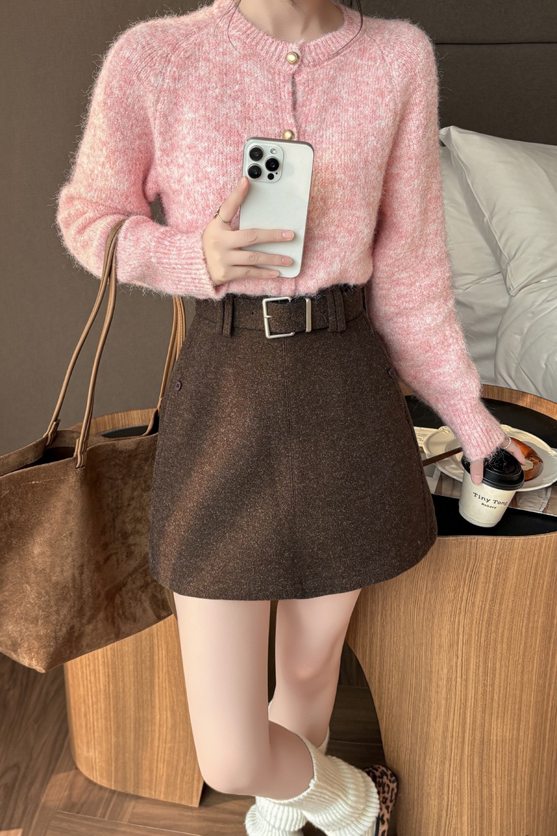 毛呢短裙女2025秋冬裝新款呢子a字裙高腰防走光短褲紐扣口袋半裙