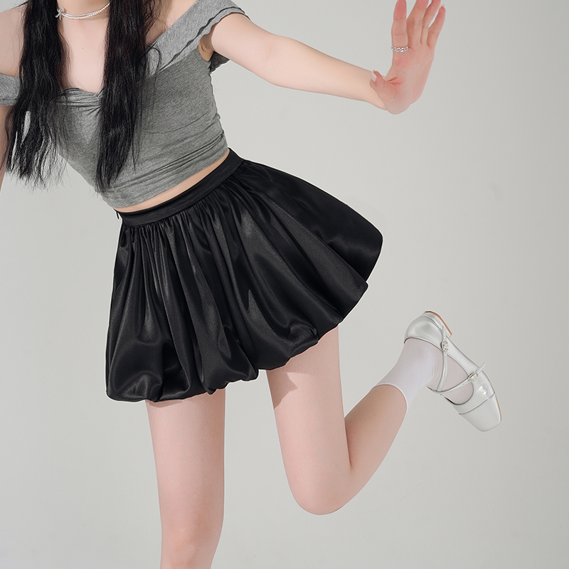 實拍白色緞面蓬蓬花苞裙女2026春夏高腰顯瘦云朵裙好看辣妹短裙子