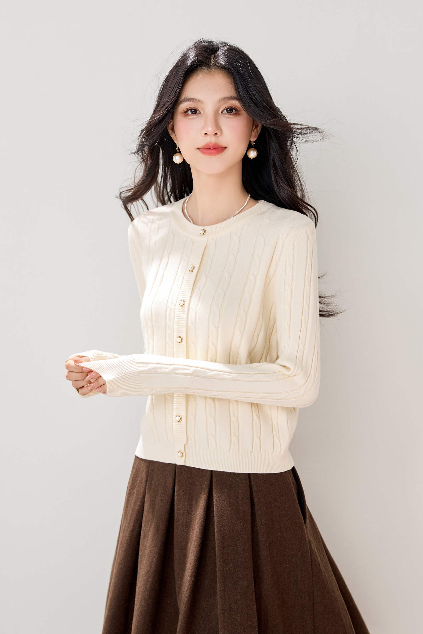實拍秋新款針織衫女圓領套頭長袖純色韓版短款復古短款針織毛衣女