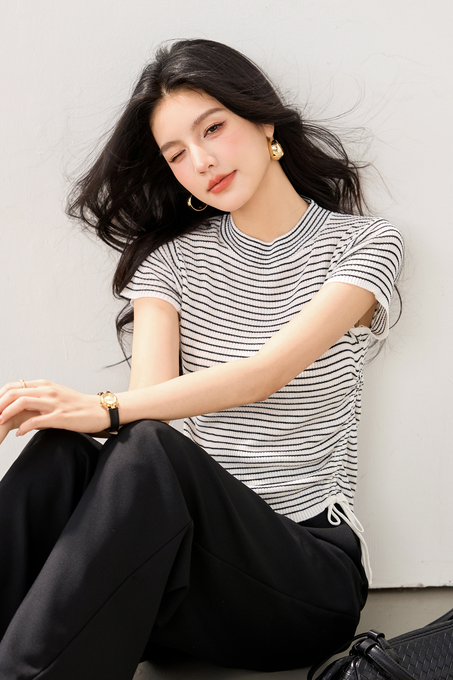 實拍新款冰絲針織衫女短袖夏天抽繩顯瘦條紋韓版短款圓領針織T恤