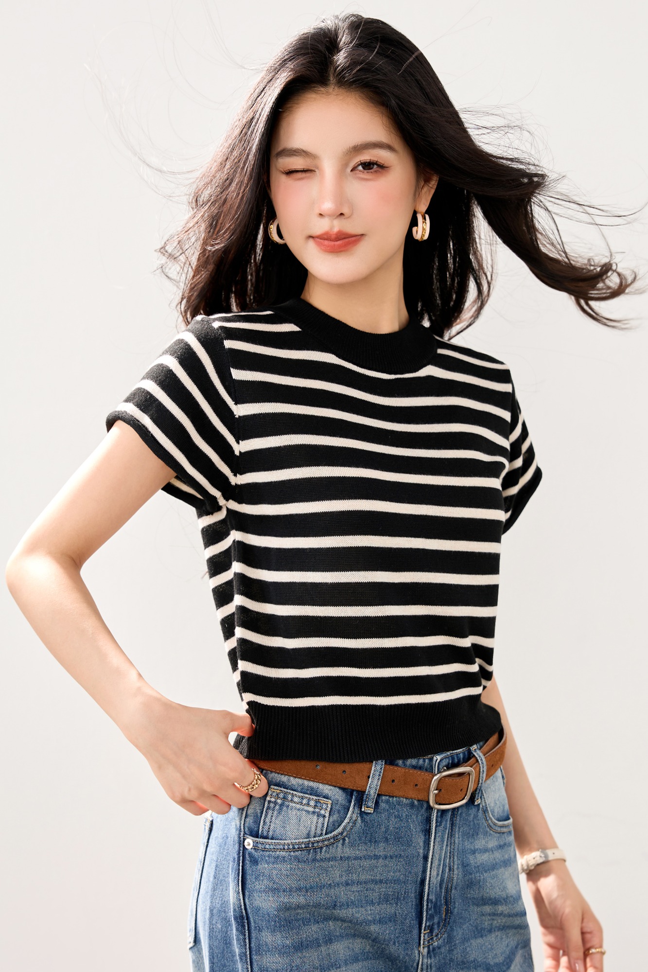實拍春夏新款短袖冰絲針織衫女套頭條紋韓版短款小個子小款T恤女