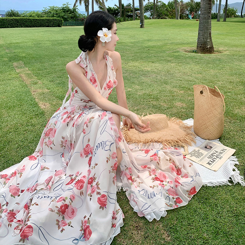法式碎花連衣裙女高級感名媛抹胸不規則仙女裙度假風性感露背長裙