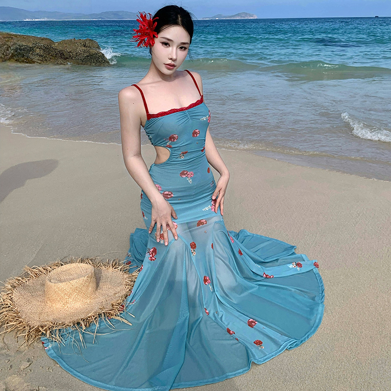 尼羅河花園海邊度假蕾絲吊帶連衣裙女夏收腰顯瘦包臀裙長裙