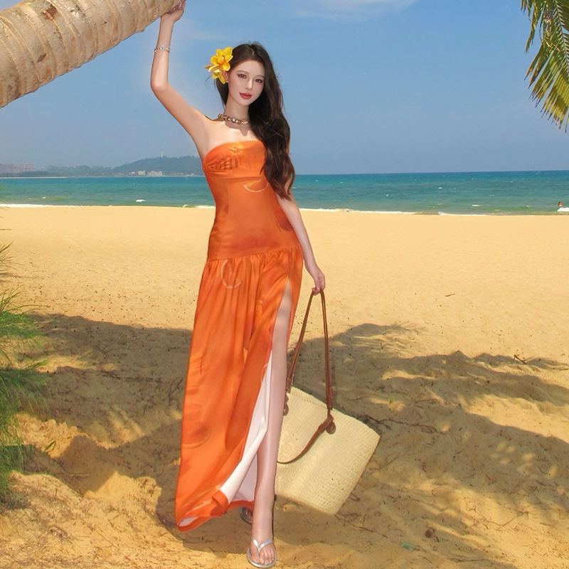 橙子度假抹胸連衣裙2025年夏季新款氣質顯瘦高級感露肩裙子