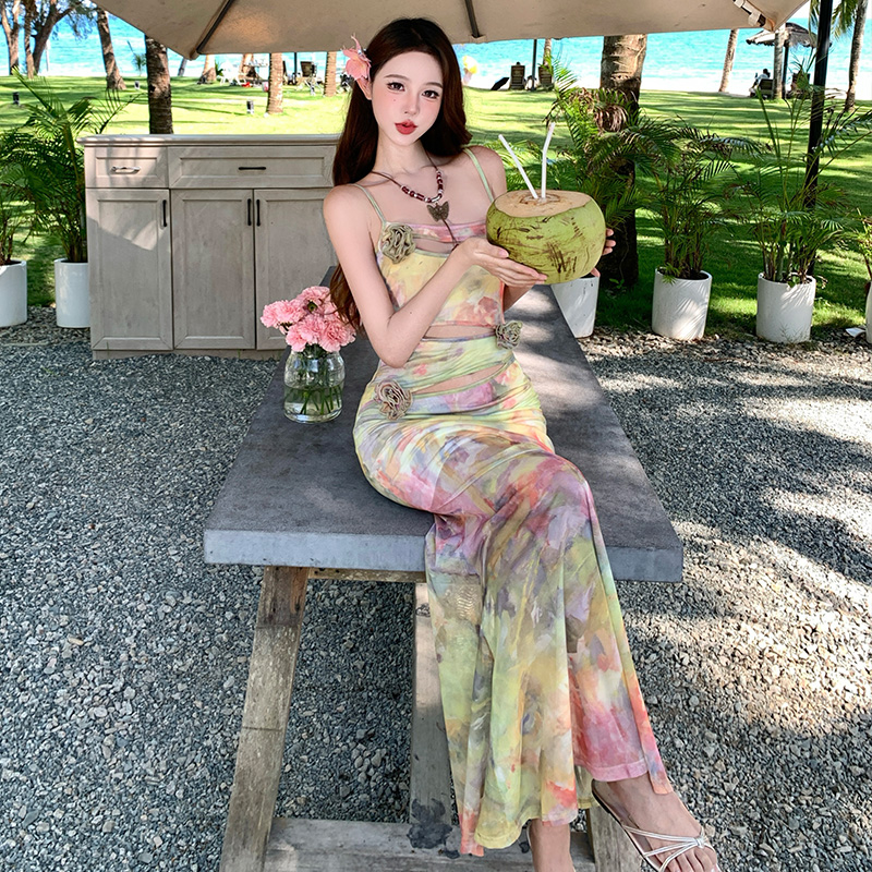 法式度假風油畫連衣裙女夏收腰顯瘦包臀裙長裙