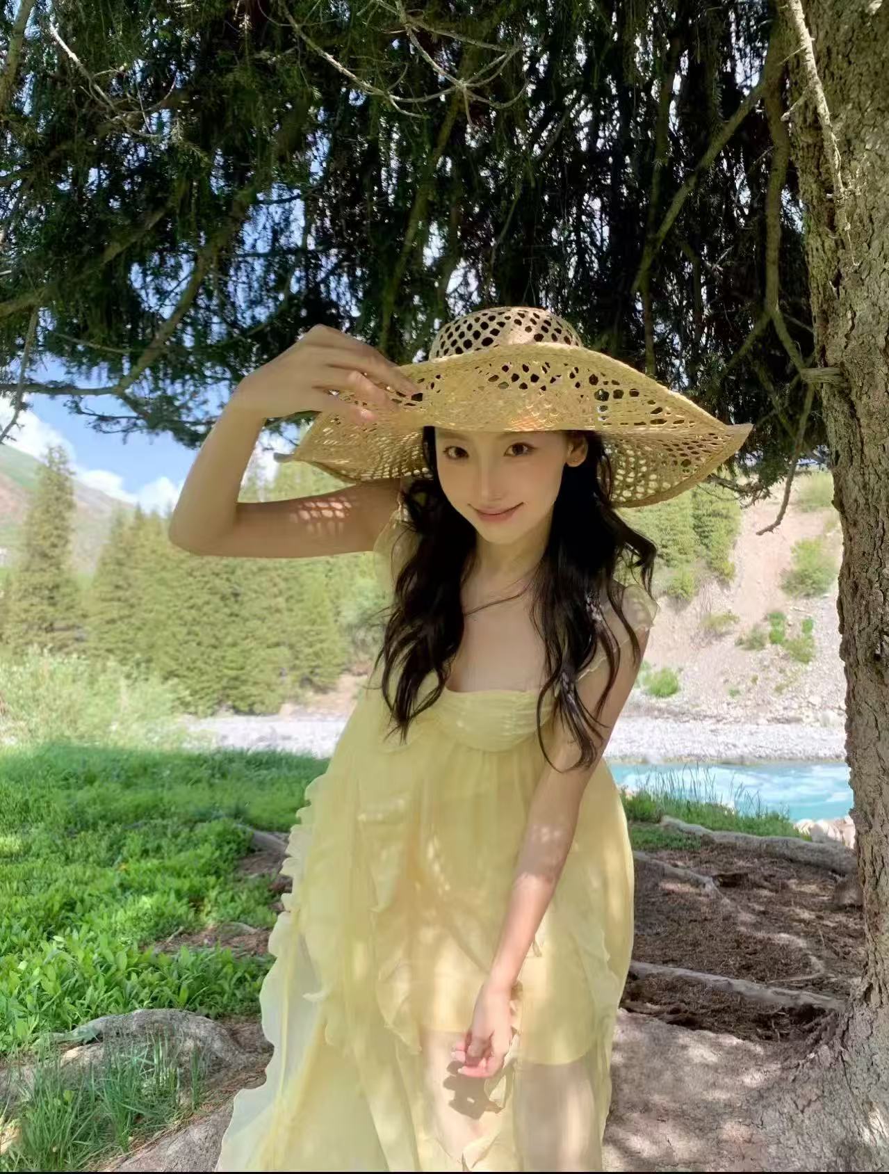 度假風浪漫小飛袖荷葉邊連衣裙女夏設計感甜美長裙