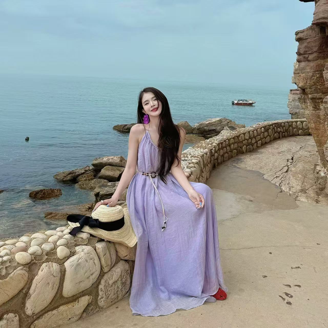 馬爾代夫海邊度假風紫色吊帶連衣裙女夏季性感露背寬松顯瘦長裙子