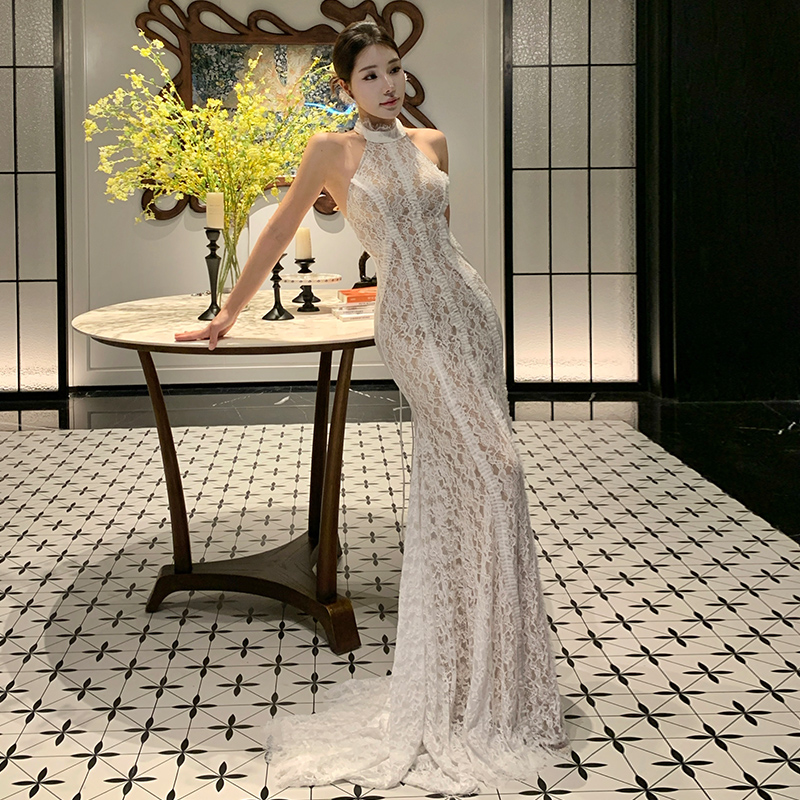 白色蕾絲花邊掛脖露背魚尾長款高雅宴會派對走秀結婚晚禮服連衣裙