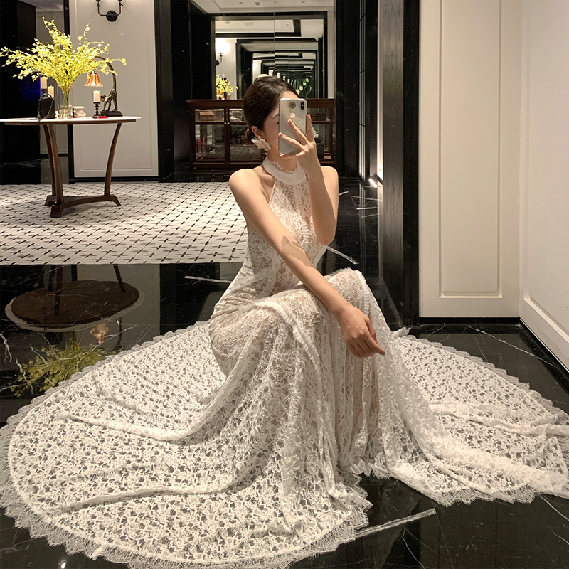 白色蕾絲花邊掛脖露背魚尾長款高雅宴會派對走秀結婚晚禮服連衣裙