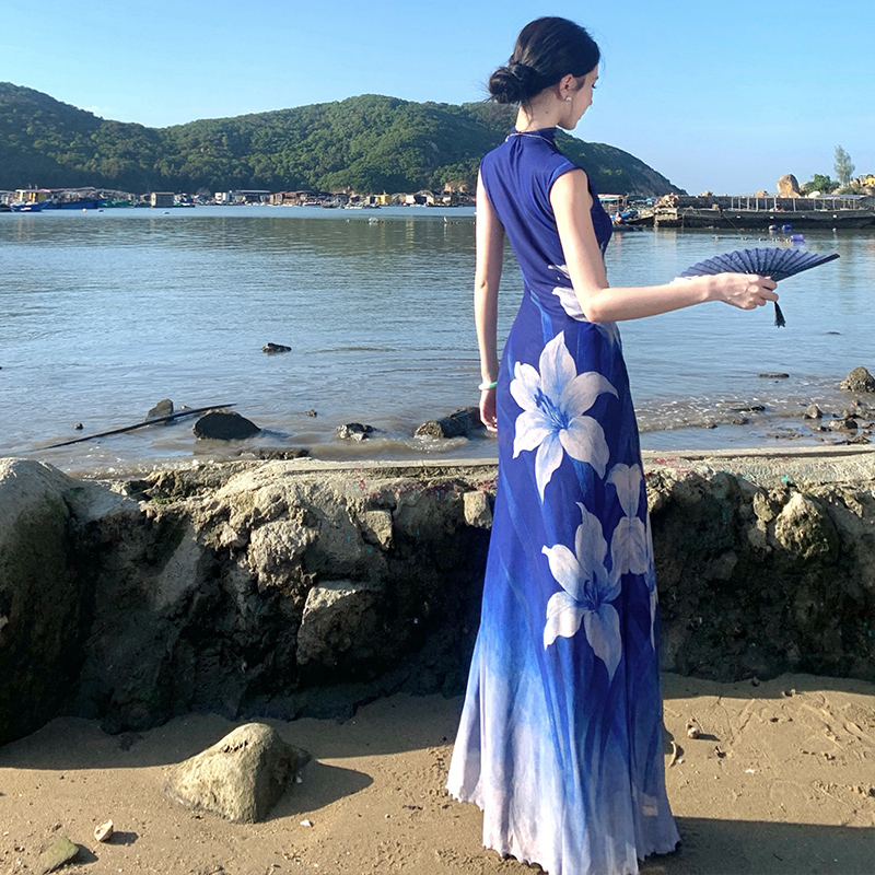 藍田玉暖花卉印花漸變藍色連衣裙新中式收腰顯瘦長裙夏
