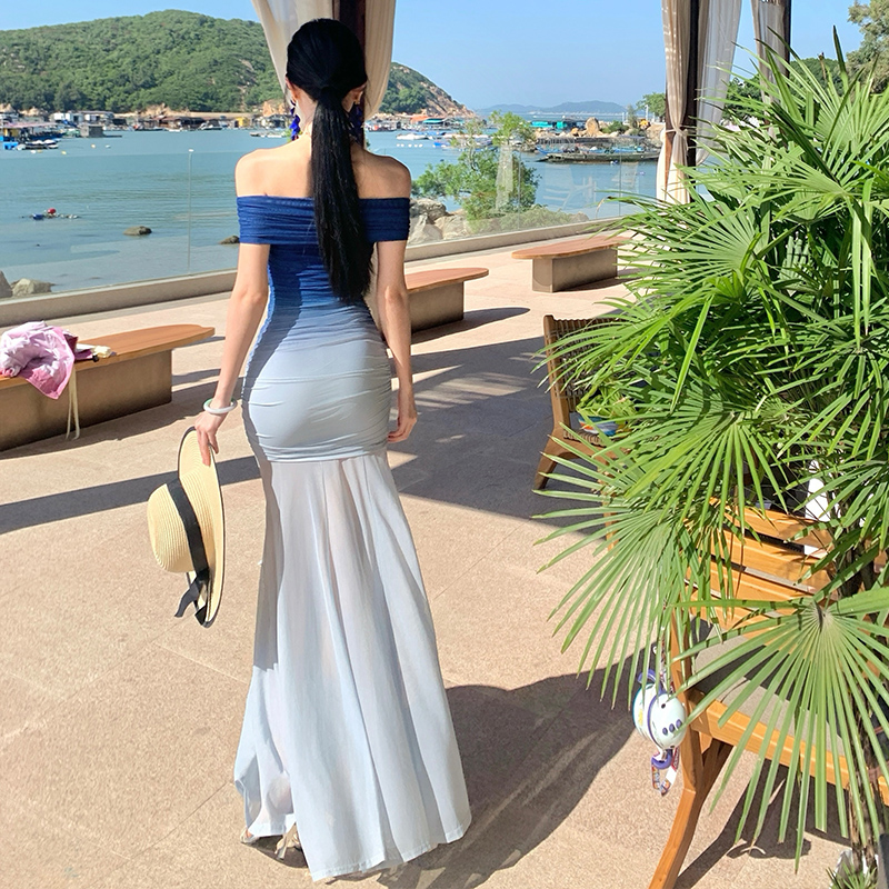 藍色漸變色一字肩連衣裙女夏季抹胸型網紗透視高個子長裙