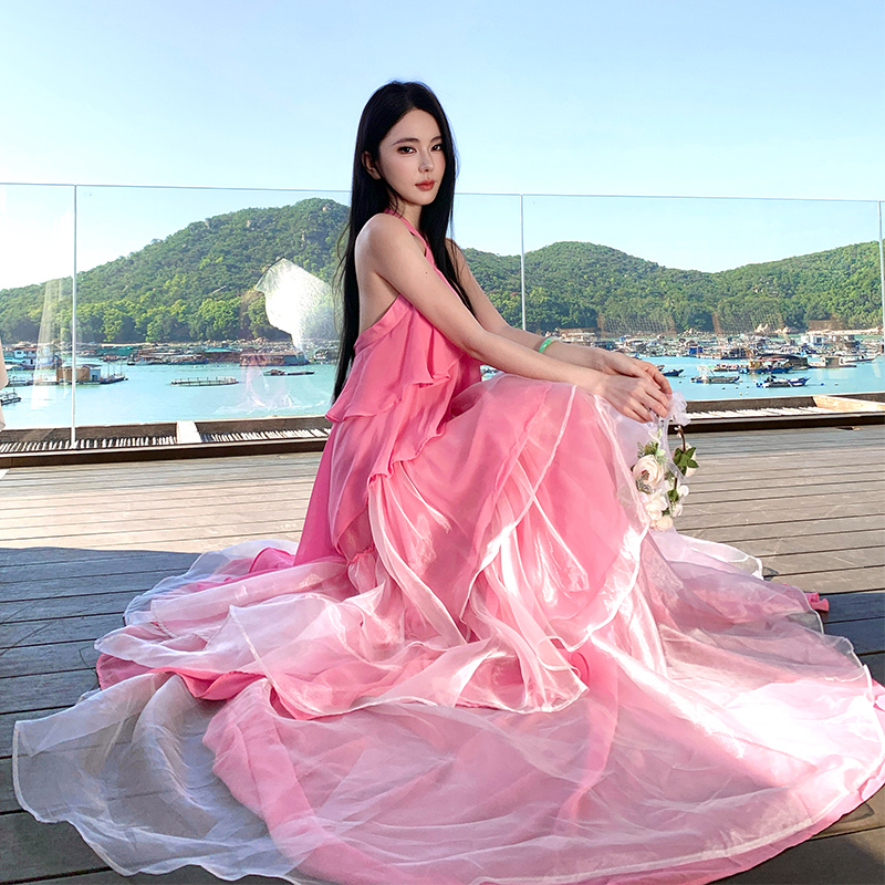 超仙粉色晚禮服女高級感生日成人禮藝考名媛訂婚宴掛脖度假連衣裙