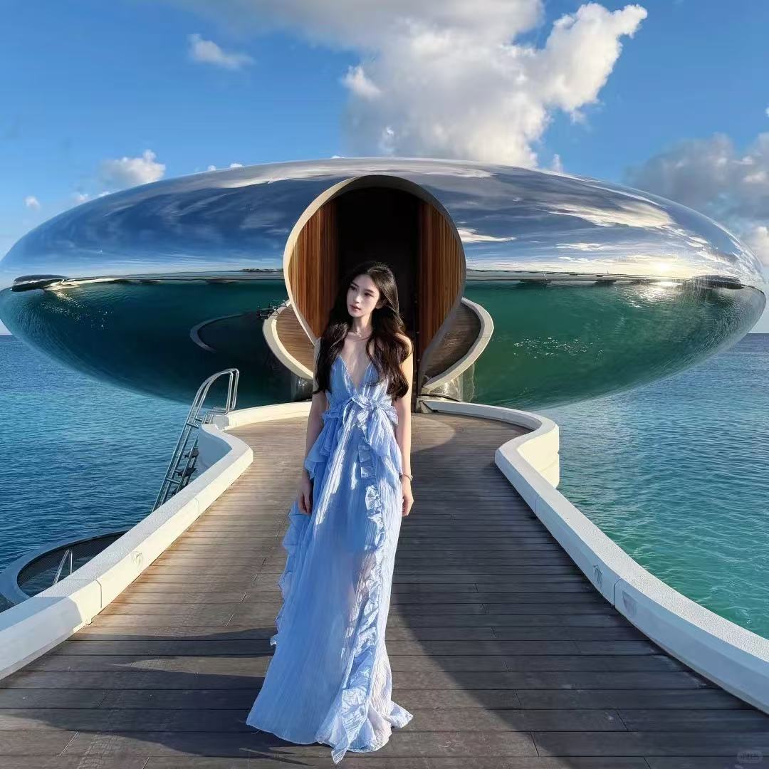 藍色溫柔風露背吊帶裙女夏季旅游穿搭長裙海邊度假連衣裙