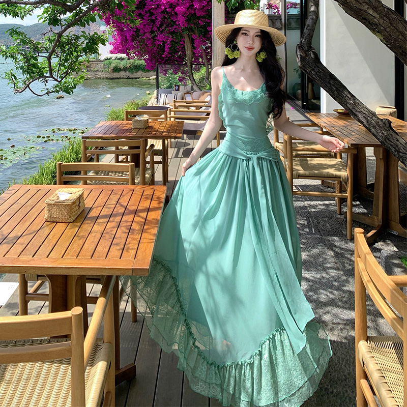 設計感純欲性感露背綁帶拼接蕾絲氛圍感度假仙女裙長款吊帶連衣裙