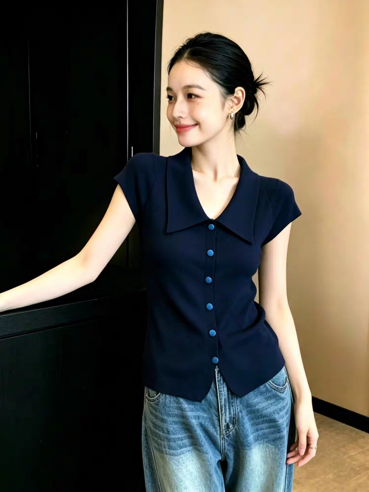 藏青色polo翻領短袖針織衫女夏季薄款巨好看單排扣設計感T恤上衣