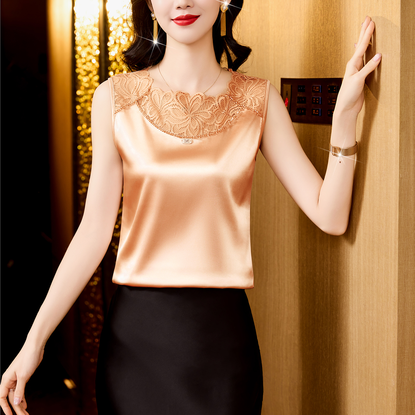 MY17393# 蕾丝钉珠拼接时尚洋气内搭小衫背心女裝貨源服裝批發