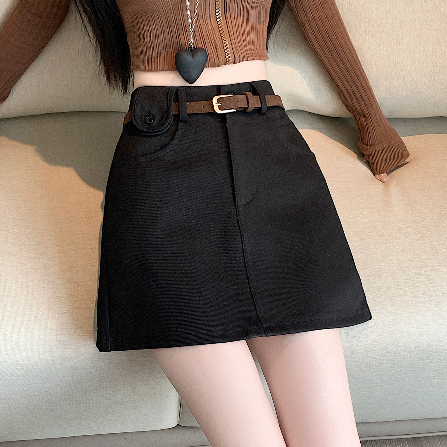 咖色西裝半身裙女秋季2025新款小個子辣妹高腰包臀a字短裙防走光