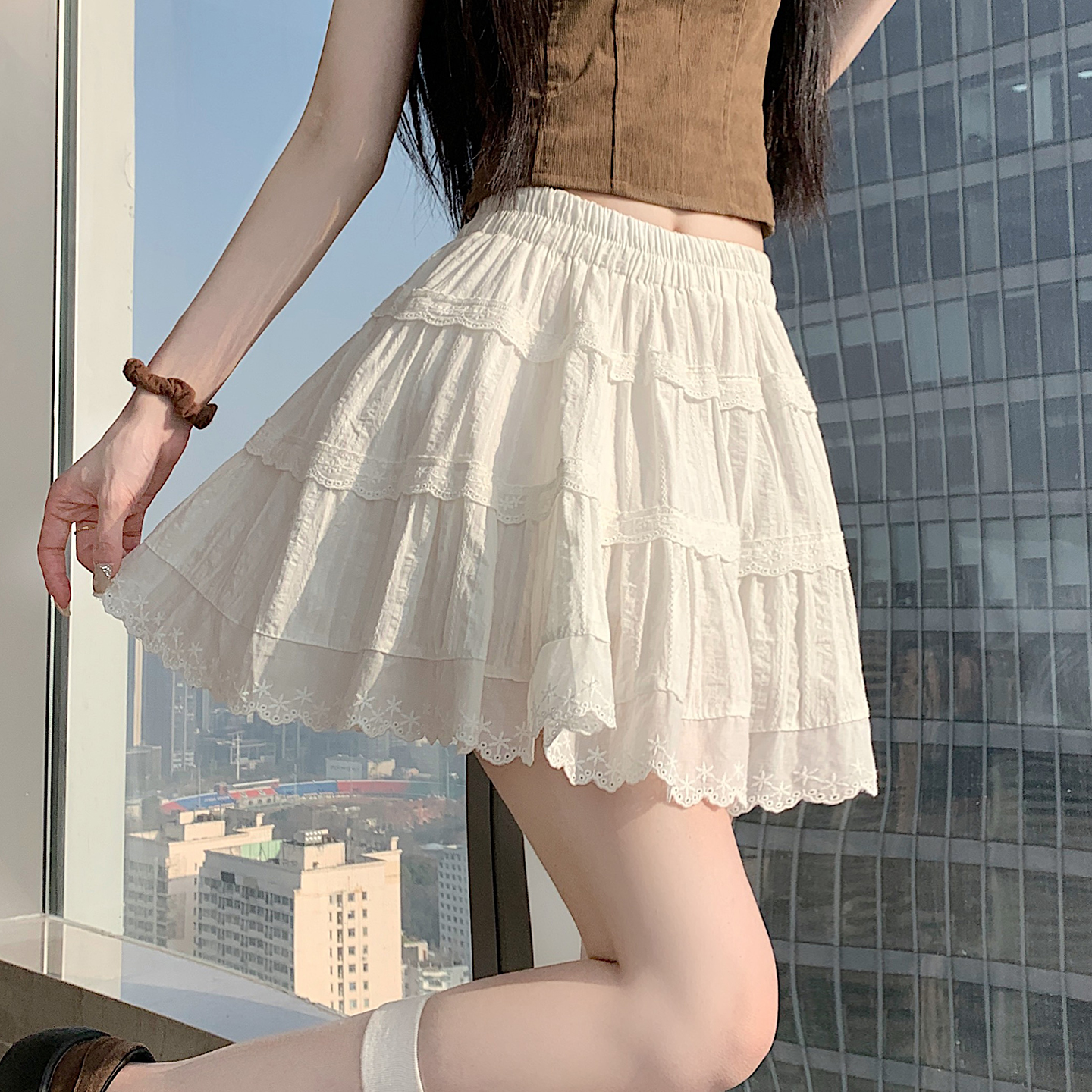 實拍刺繡花邊拼接A字小白裙女2026春季松緊高腰小個子短款半身裙