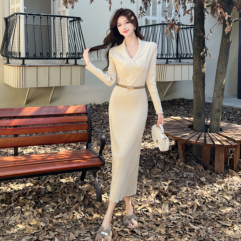MY16332# 新款v领针织包臀连衣裙女法式气质长袖毛衣裙修身长裙女裝貨...
