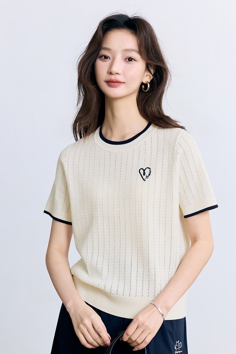 百搭撞色邊舒適輕薄針織衫女2026年夏季舒適休閑繡花短袖上衣