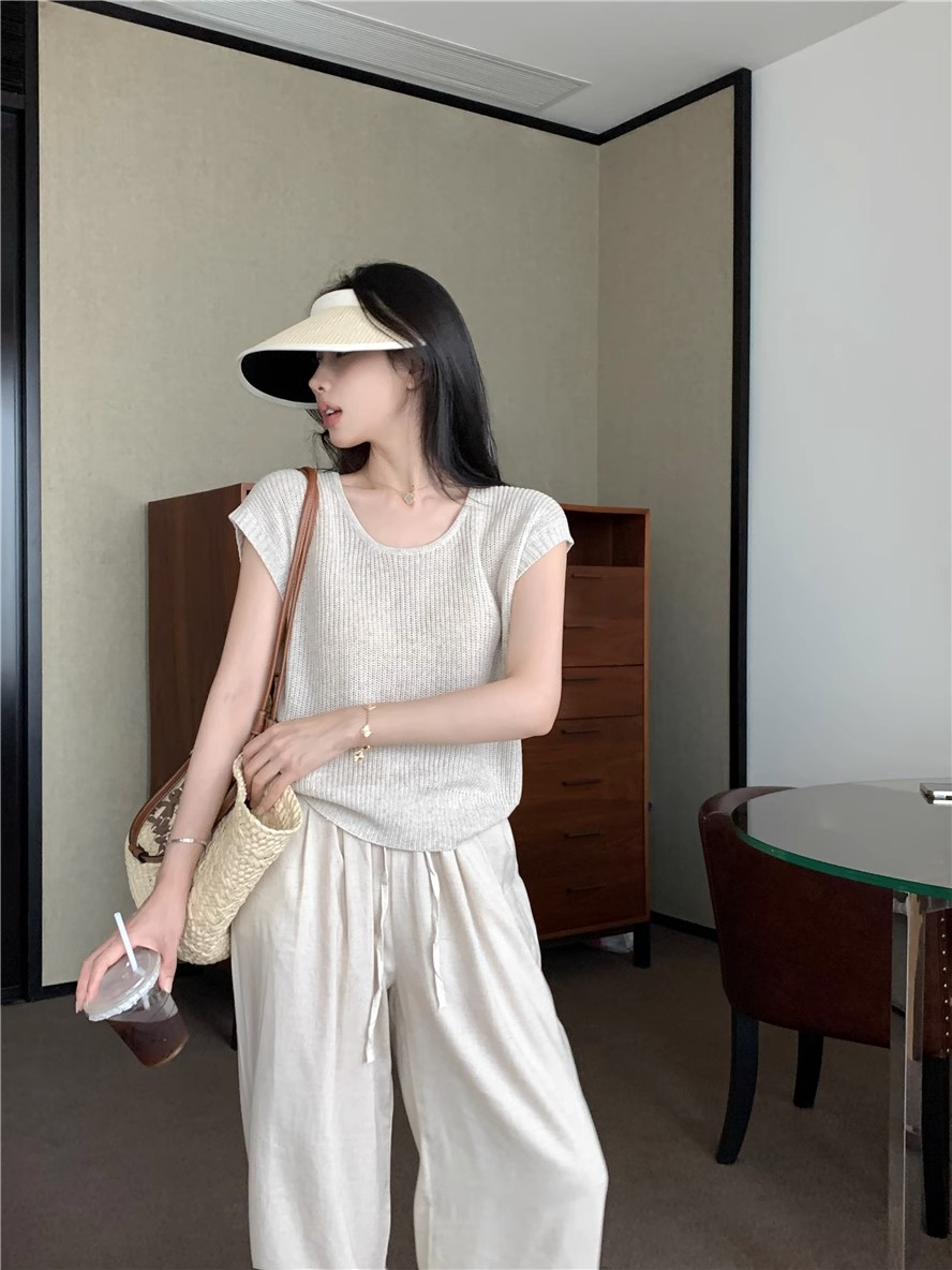 冰絲鏤空針織背心女夏季辣妹設計感小眾無袖坎肩外穿短款上衣ins